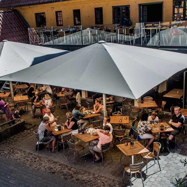 Conrads Café von oben gesehen in Den Smidtske Gård