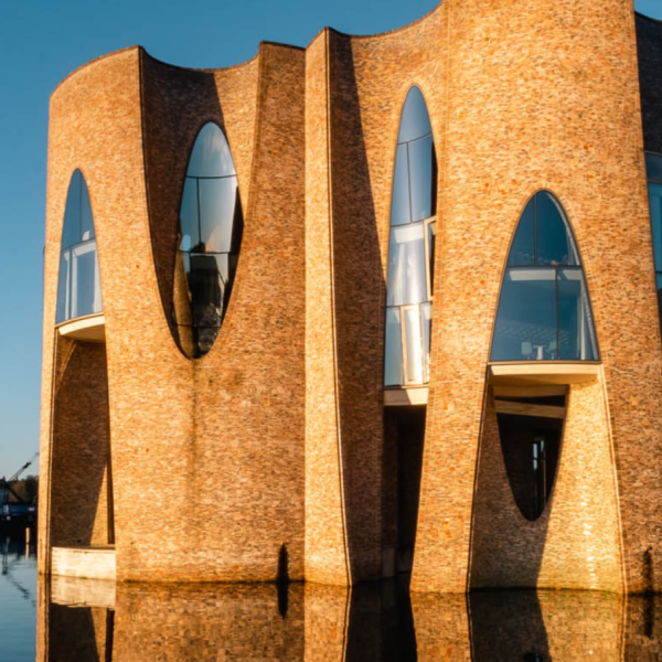Fjordenhus in Vejle mit Sonnenuntergang