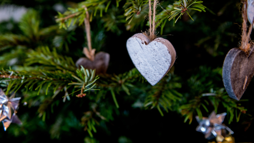 Weihnachtsschmuck für den Weihnachtsmarkt auf Haughus Gods