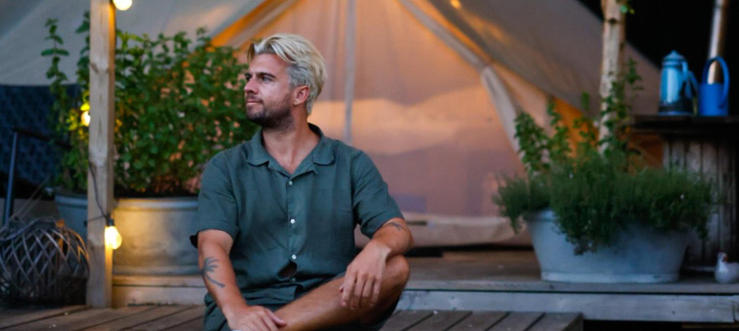Rasmus von TheTravelBook aus glamping