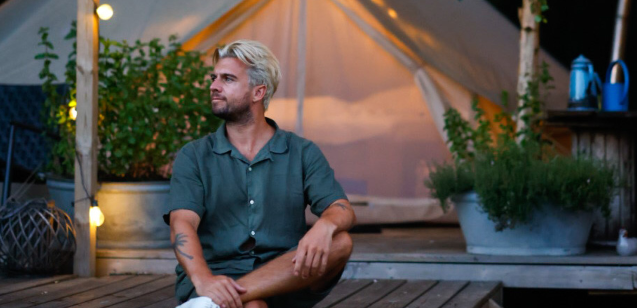 Rasmus von TheTravelBook aus glamping