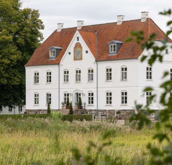 Hovedhuset på haraldskær signatur hotel 
