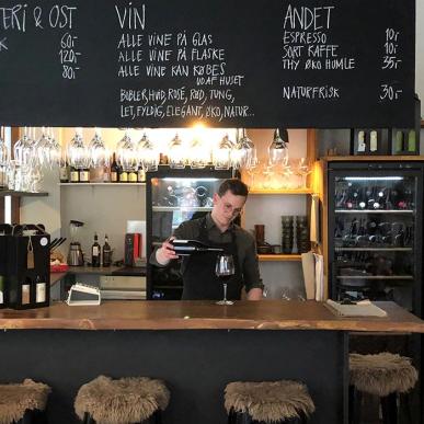 Anduma Vinbar