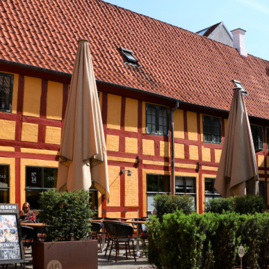 Das historische Gebäude in Den Smidtske Gård in Vejle